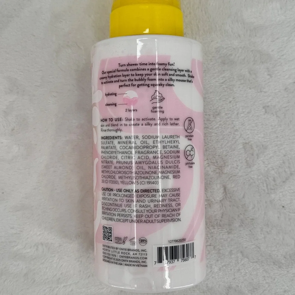 New 2pk Onyx Professional Very Berry Foaming Body Wash 16.2oz Strawberry & Cream